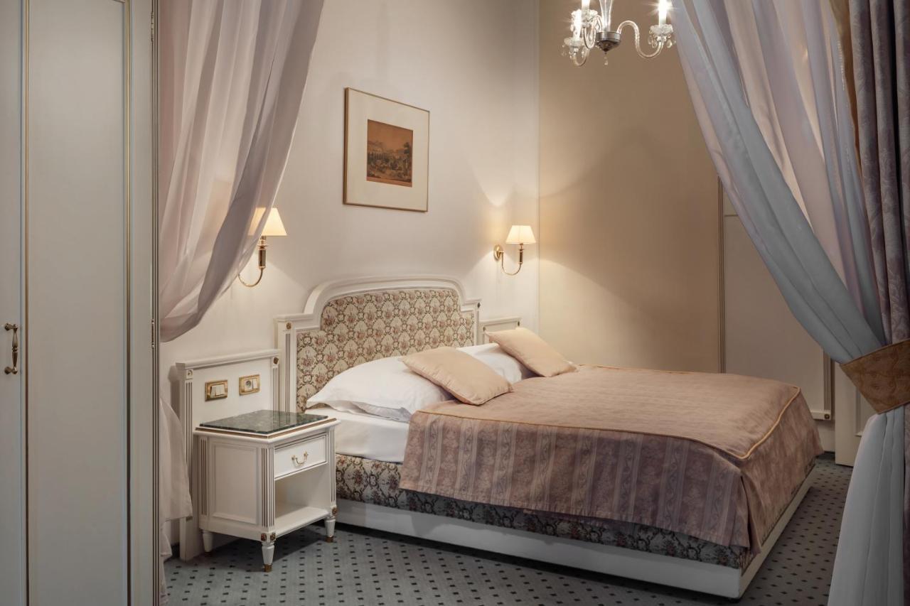 Ambassador Zlata Husa Hotel 5*
