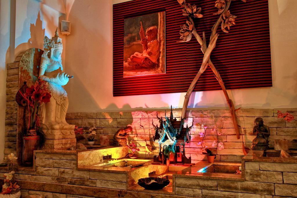 Ambassador Zlata Husa Hotel 5*