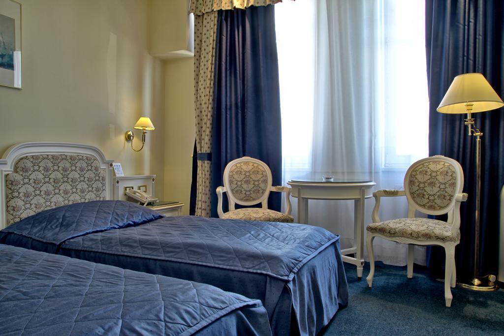 Ambassador Zlata Husa 5* Prague