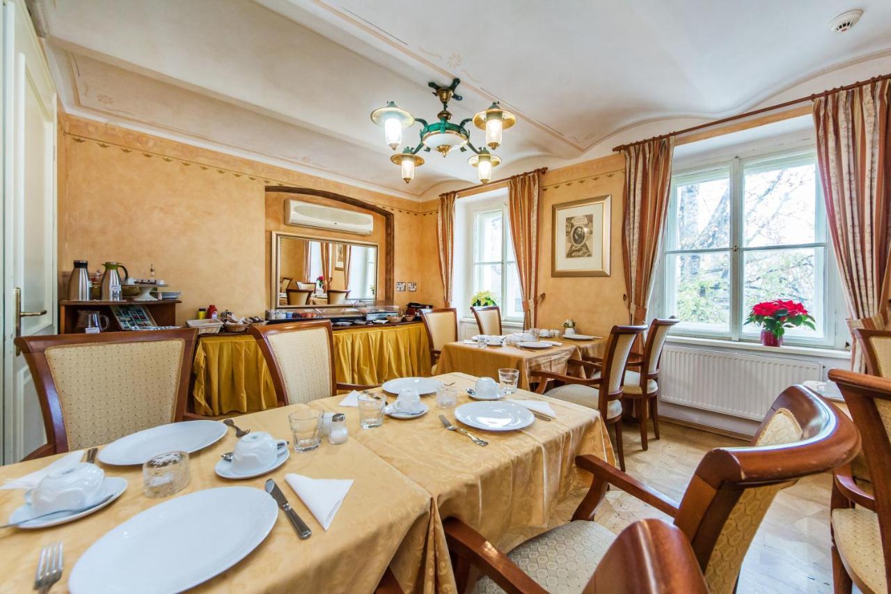 U Jezulatka 4* Prag