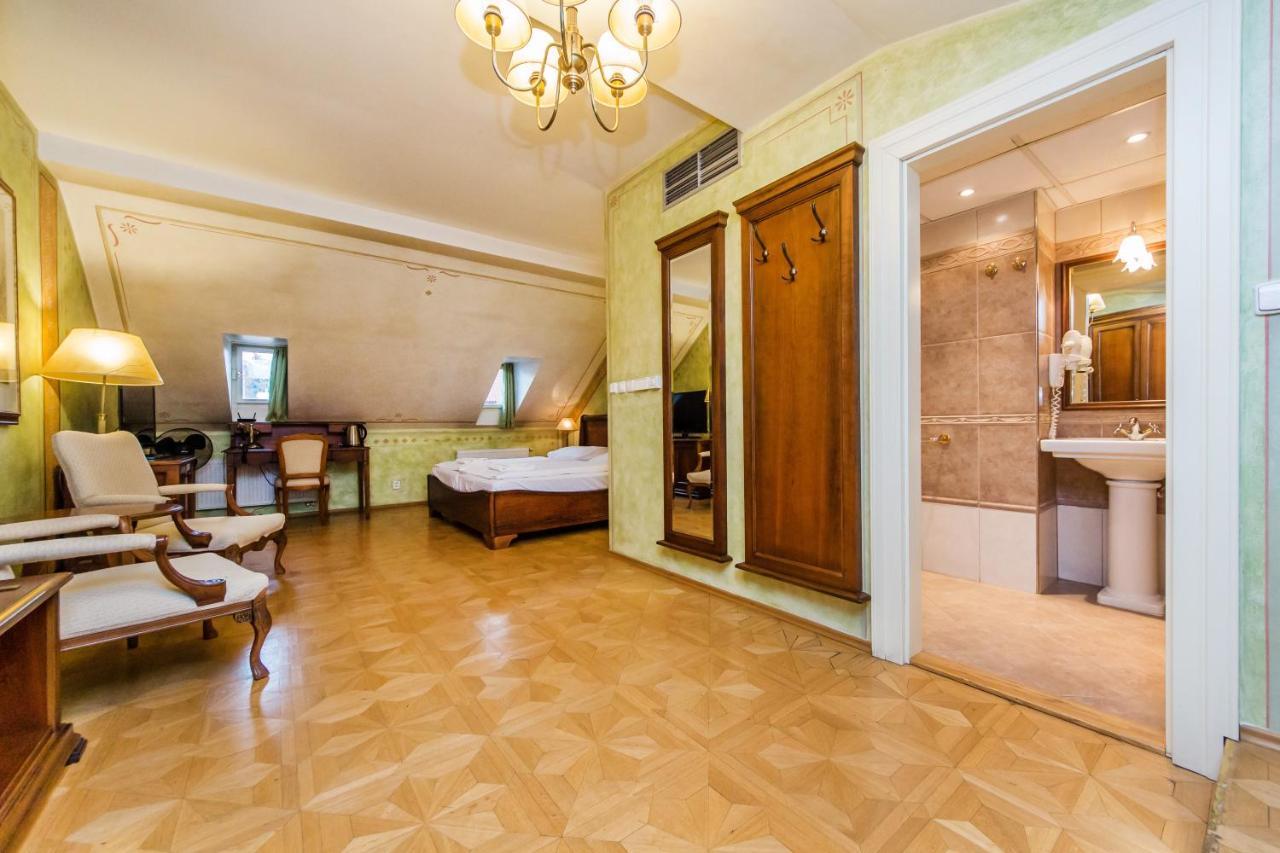 U Jezulatka Hotell 4*