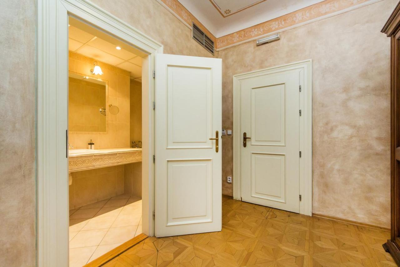 U Jezulatka 4* Prag