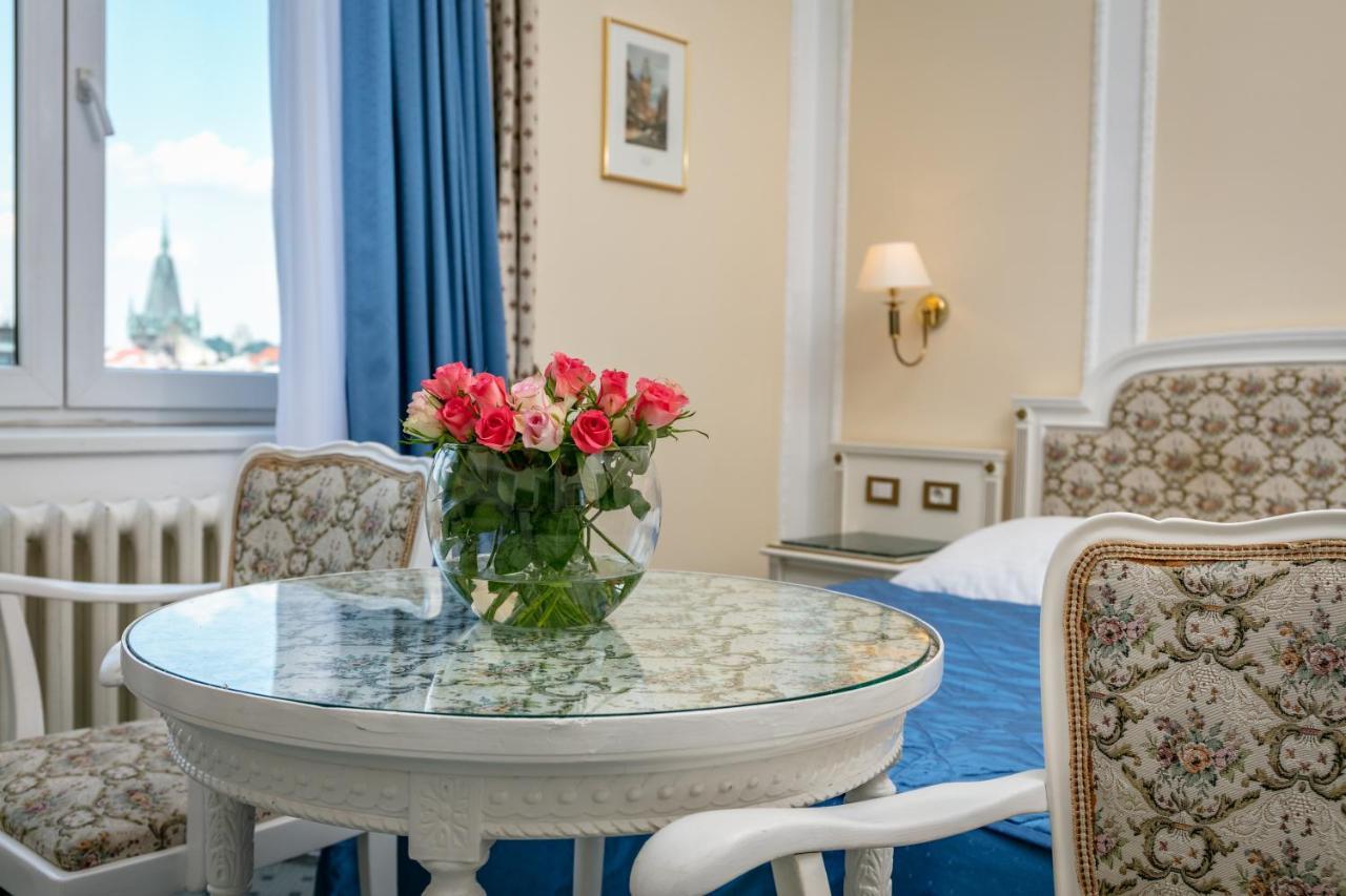 Ambassador Zlata Husa 5*
