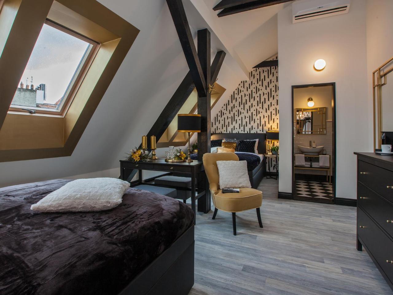 Hotel Golden 4*