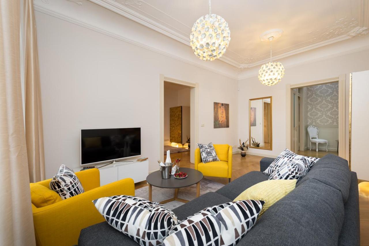 Empirent Design * Prag
