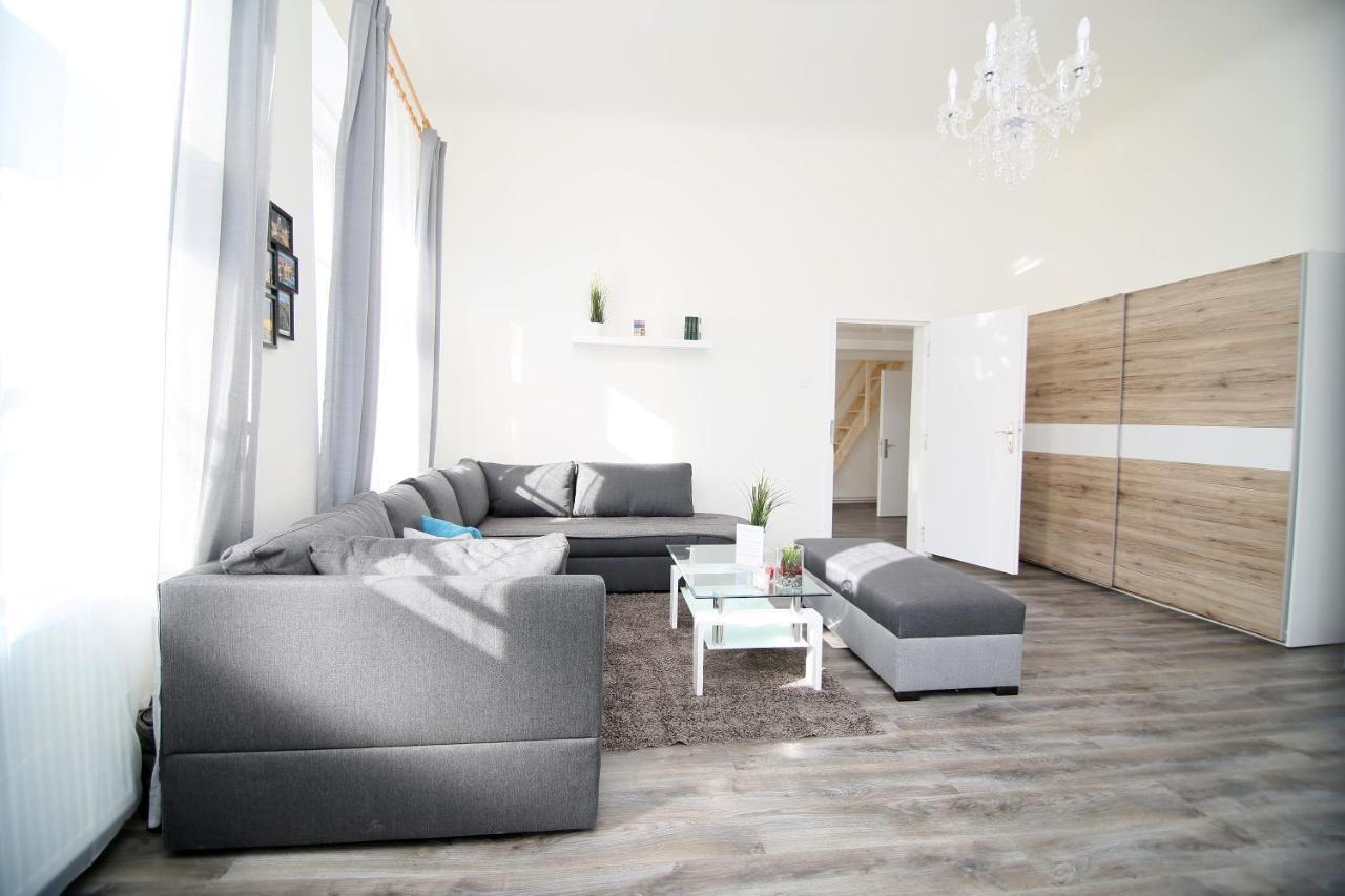 Apartment Beautiful Mala Strana *