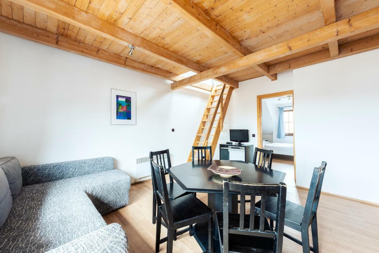 Apartment Family 6 *