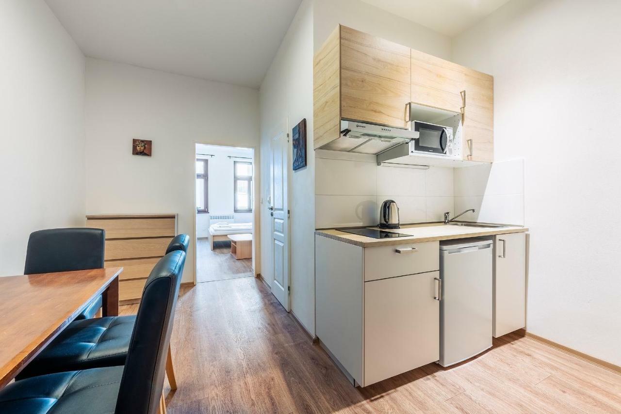 Family 6 Apartment *