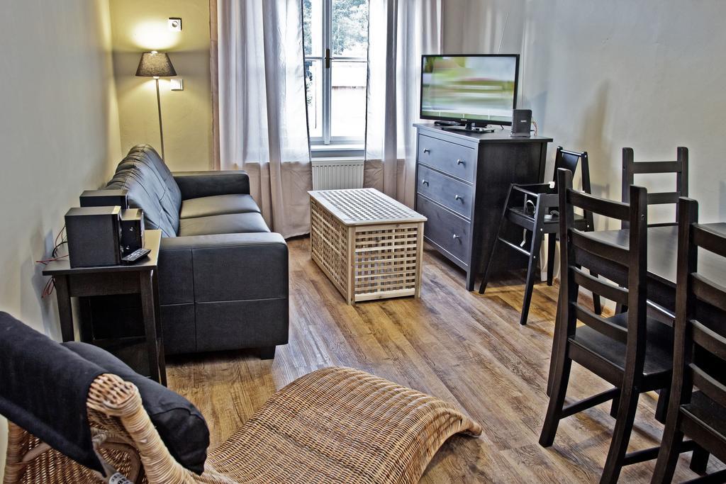 Elen'S Apartments Prague - Free Garage Parking *