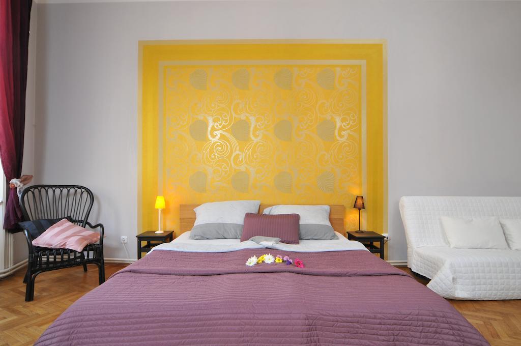 Dlouha 2ab Prague