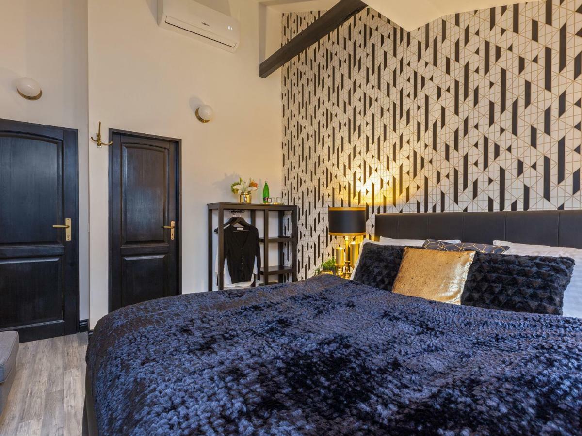 Hotel Golden 4*