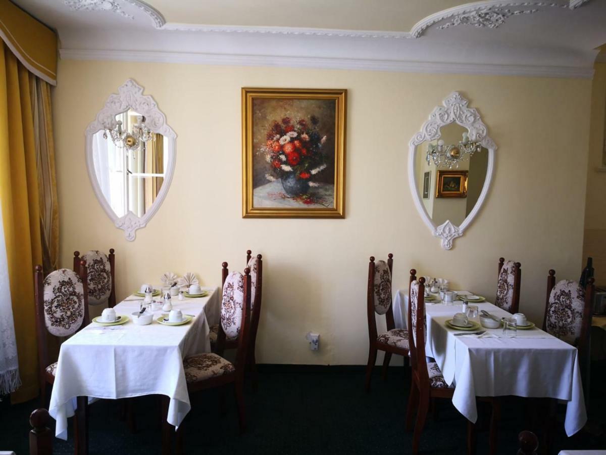 Hotel Anton 3*