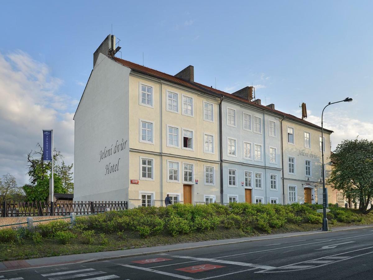 Hotell Ea Jeleni Dvur Castle 3*