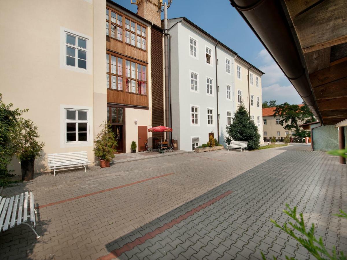 Hotell Ea Jeleni Dvur Castle 3*