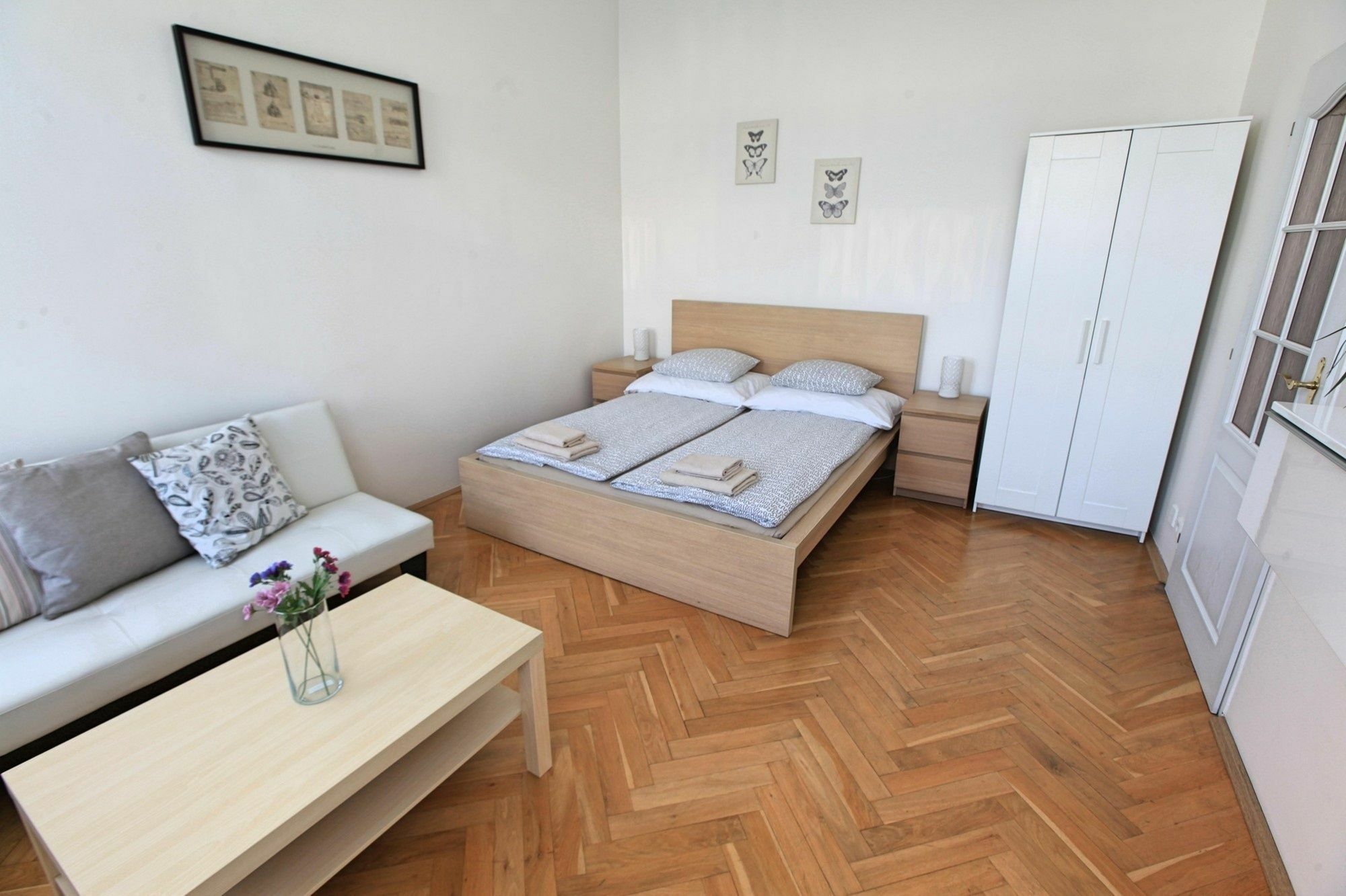 Angel Aparthotel 3*