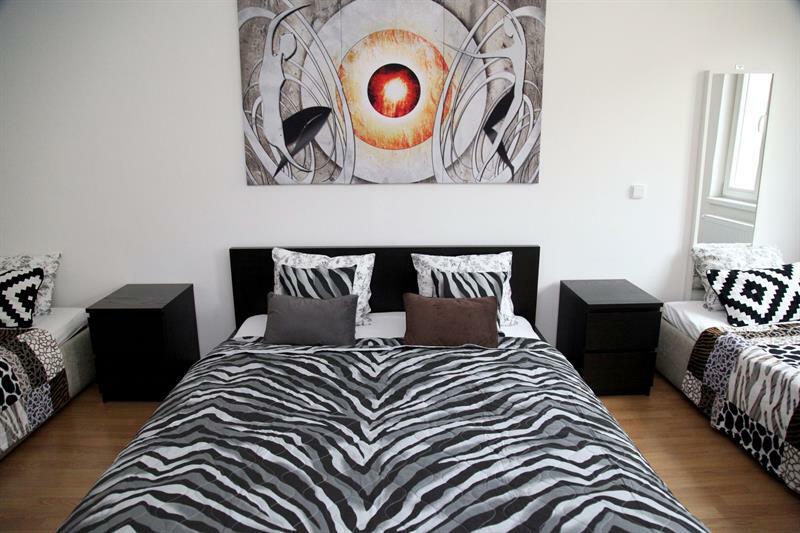 Riverside Bright And Space Apartment Prag