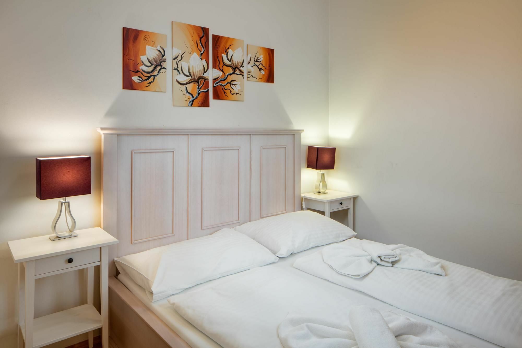 Charles Bridge Premium Residence Prag