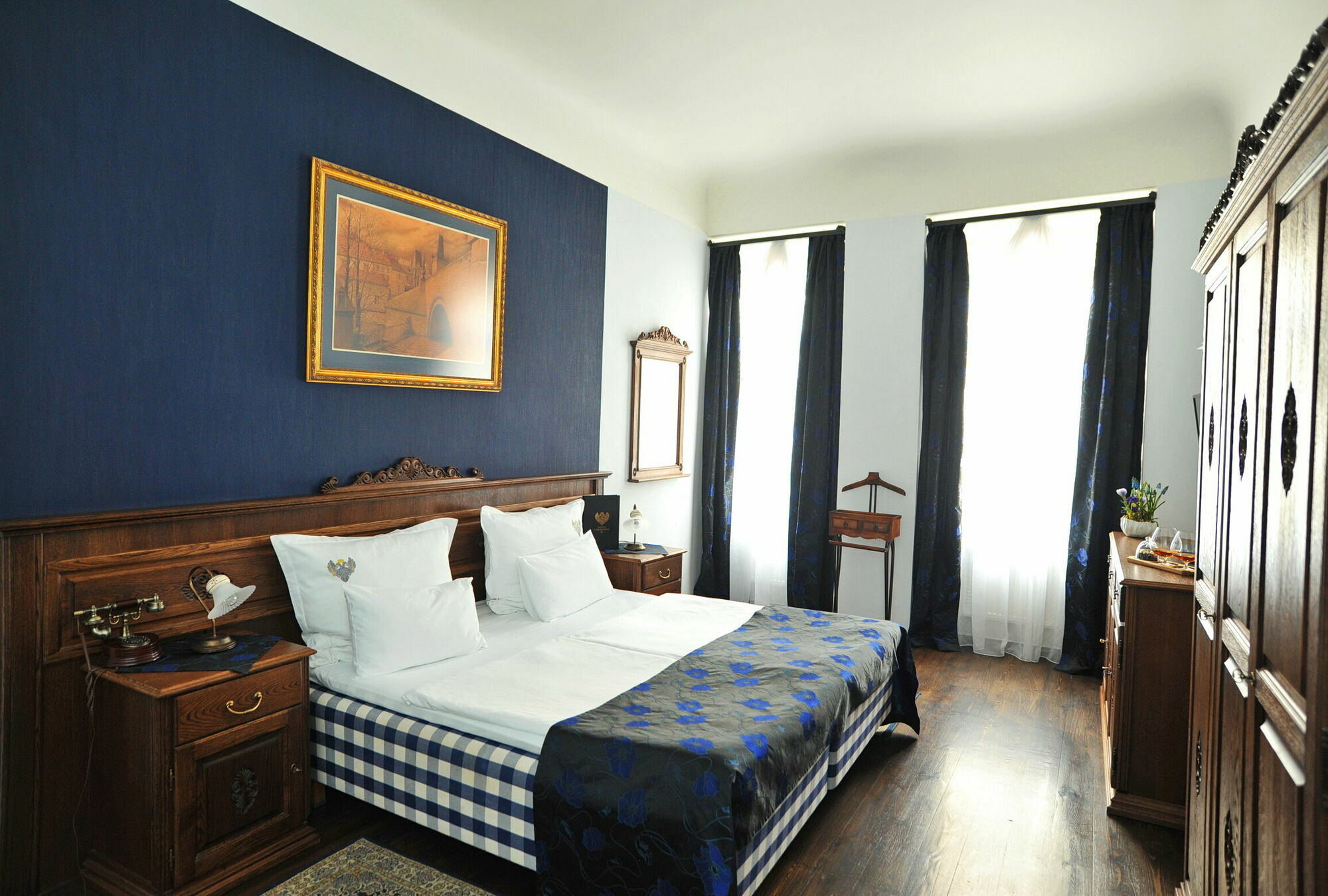 U Cerneho Orla Hotell 4*