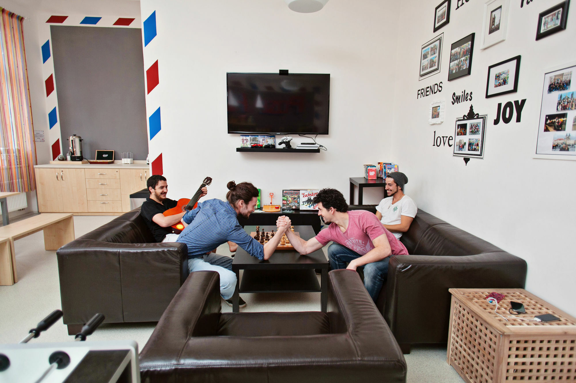 Hostel Post