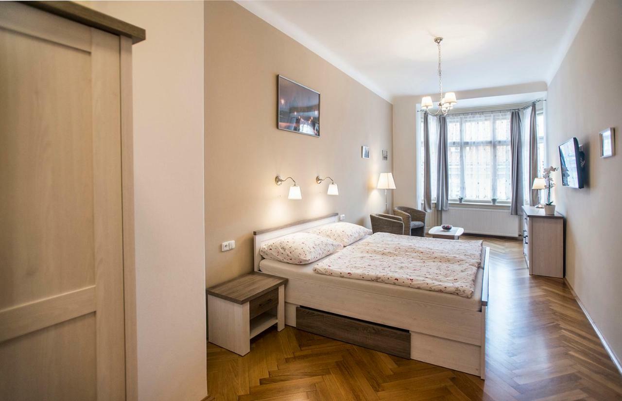 Charles Iv Apartment Prag