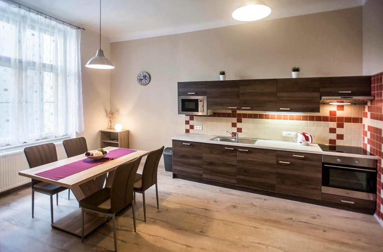 Charles Iv Apartment Prag