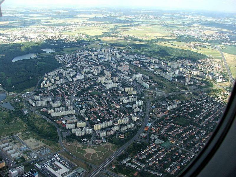 Scirocco - Two Bedroom Lägenhet Prag