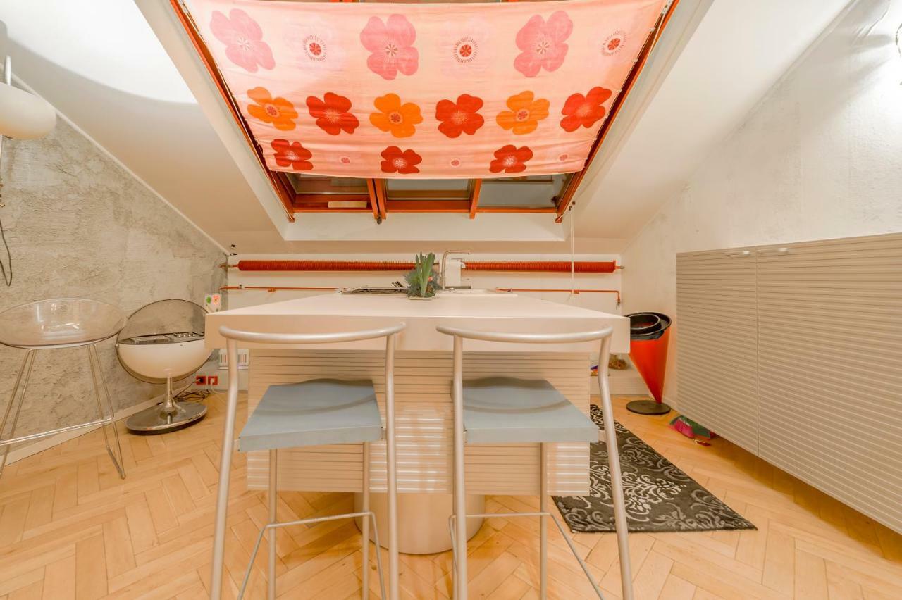 Apartment Unique Luxury Loft With Terrace In Old Town Prag