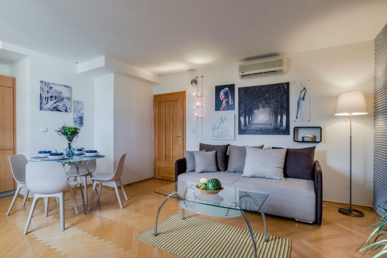 1 Sunny With Terrace By Michal&friends Apartment Prague