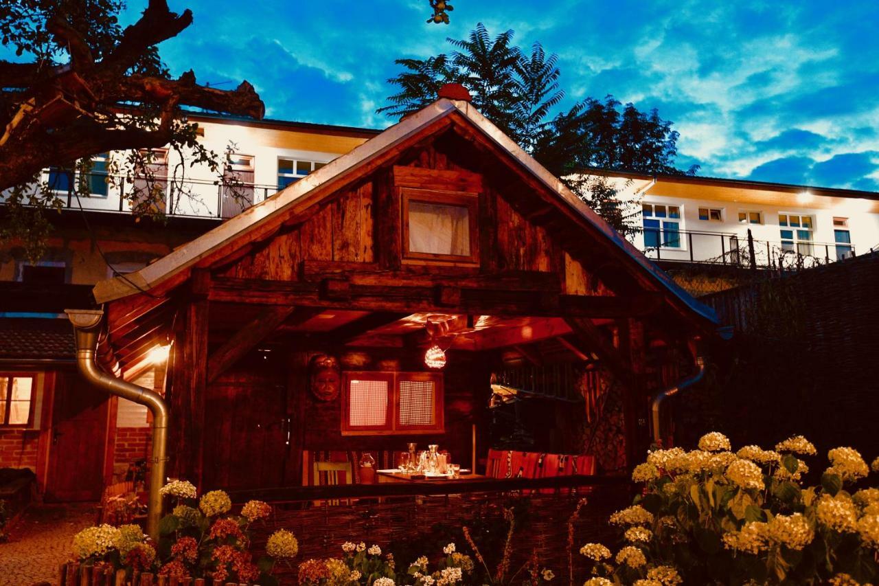 Jelica Restaurant Lägenhet *