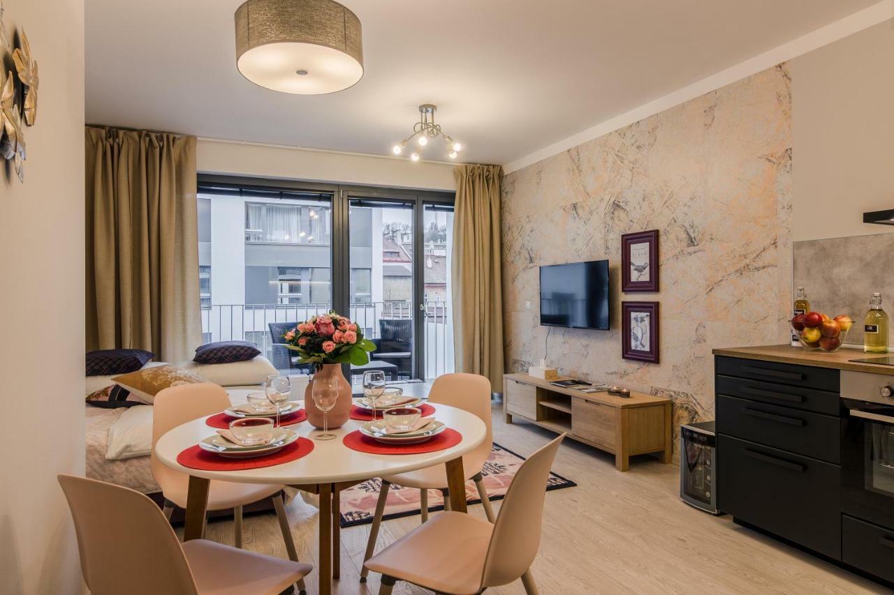 Luxury Parking By Michal&friends Apartment Prague