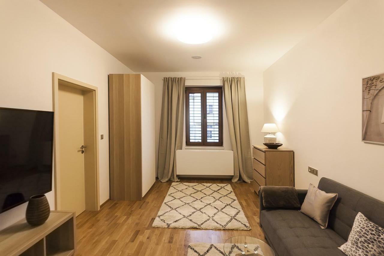 Expat House Prag