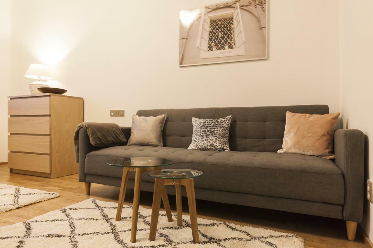 Expat House