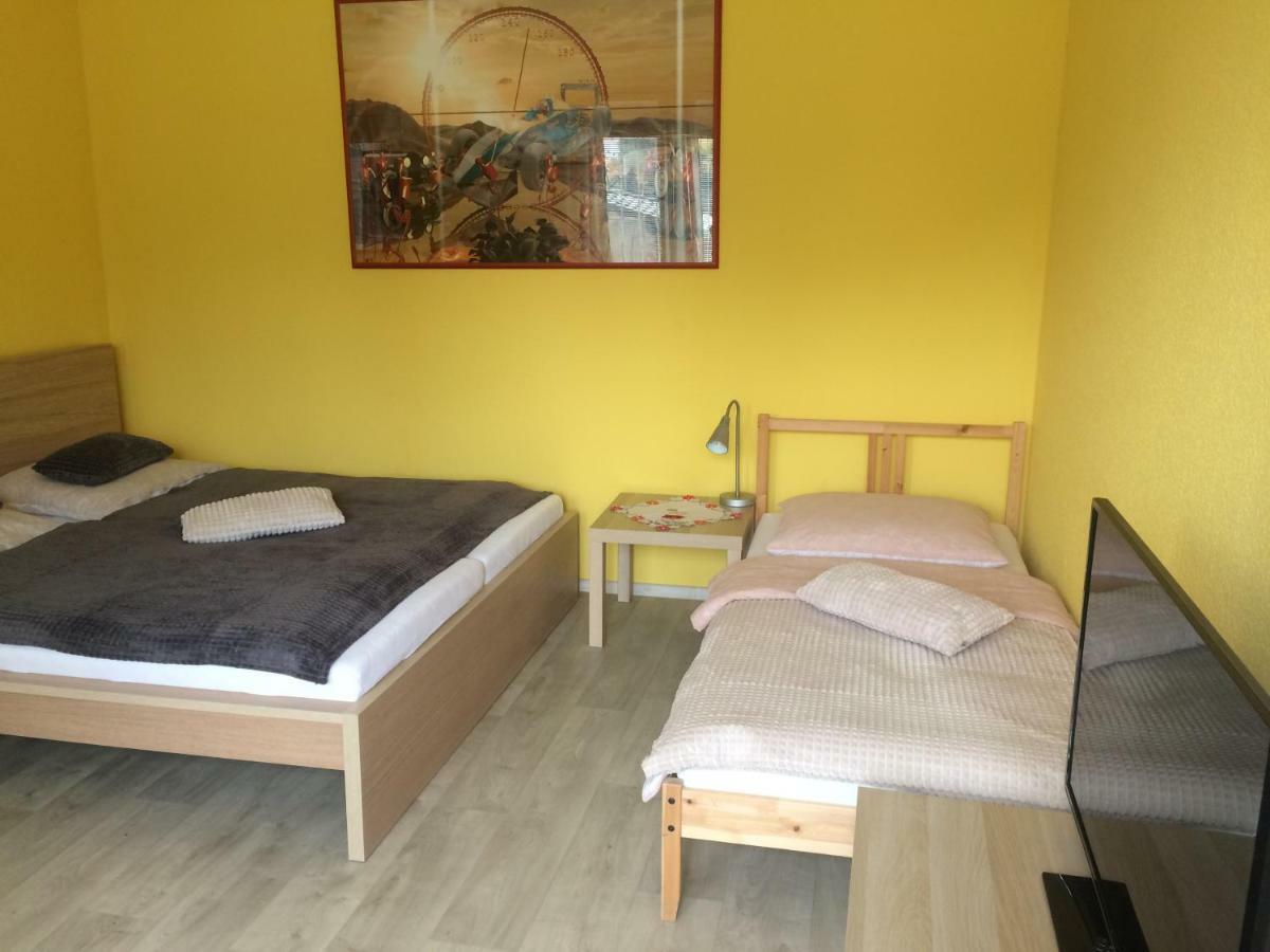 Apartment 4 *