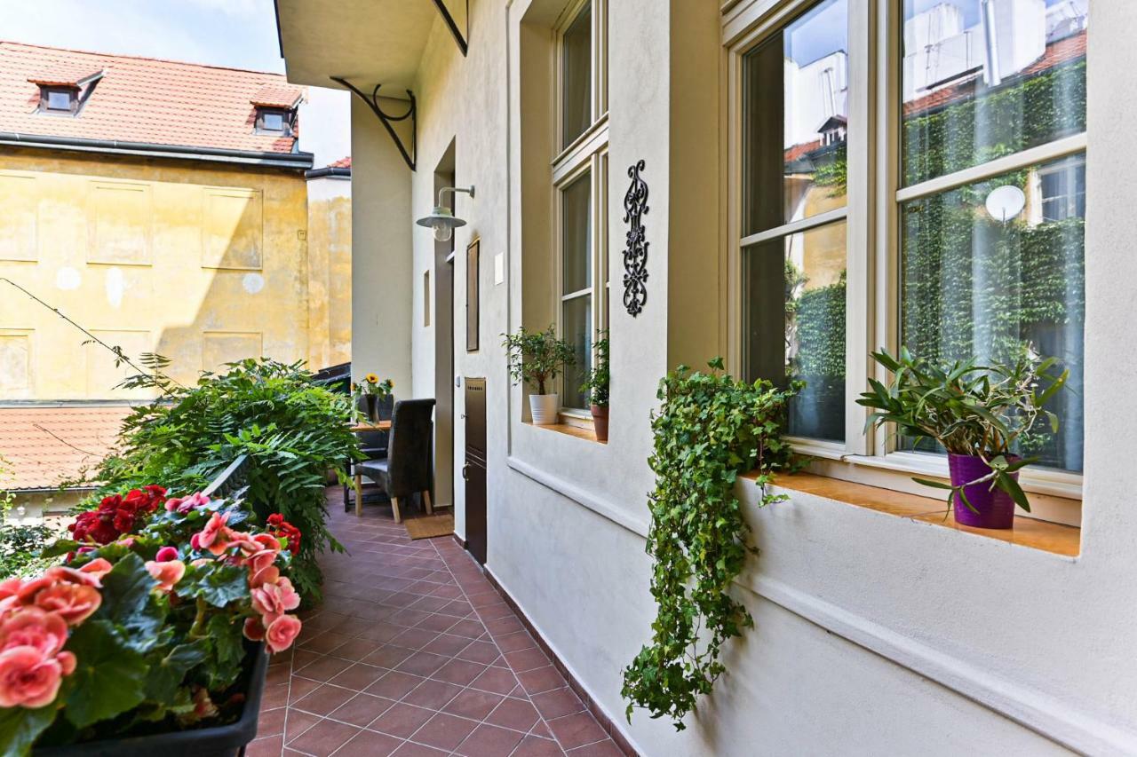 Nebovidy I - Free Parking - Terrace - Air Conditioning *