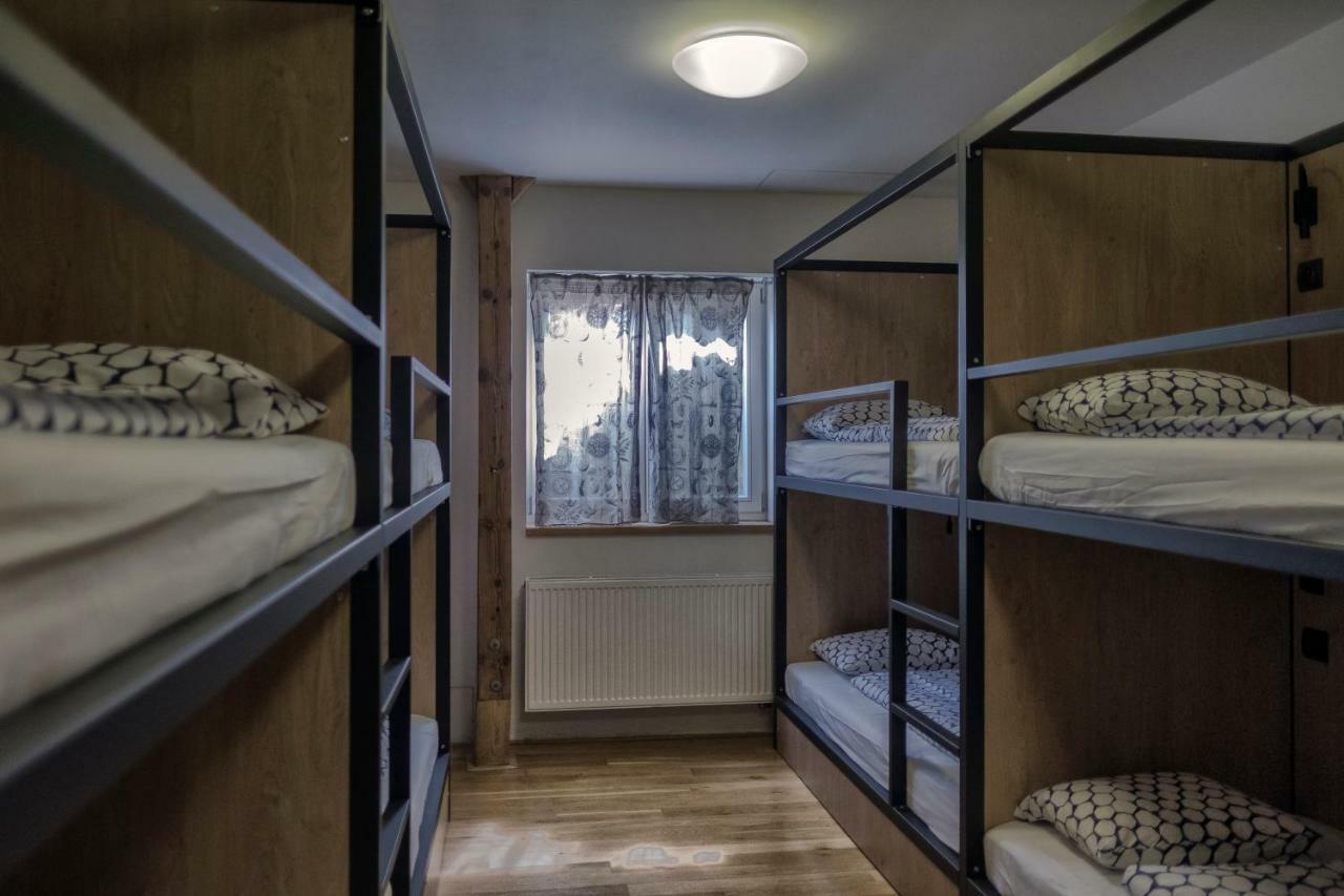 Vandrarhem Onefam Miru Prag
