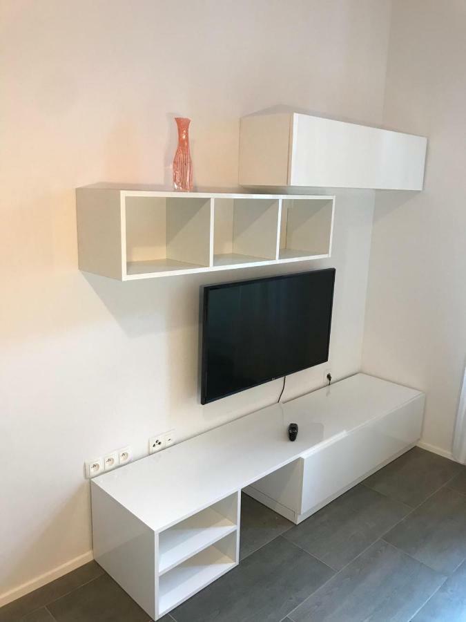 Riverside Apartment *