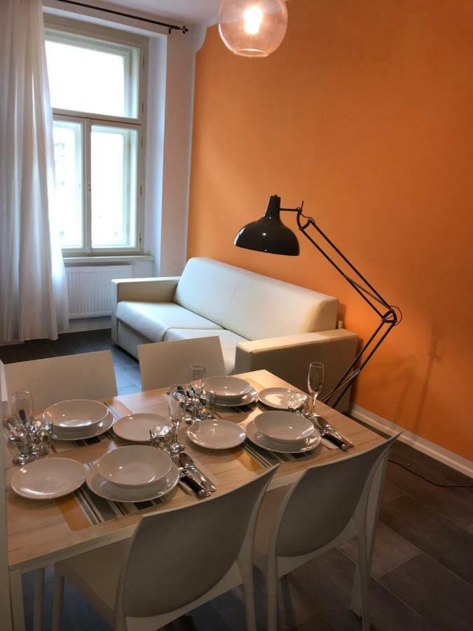 Riverside Apartment Prag