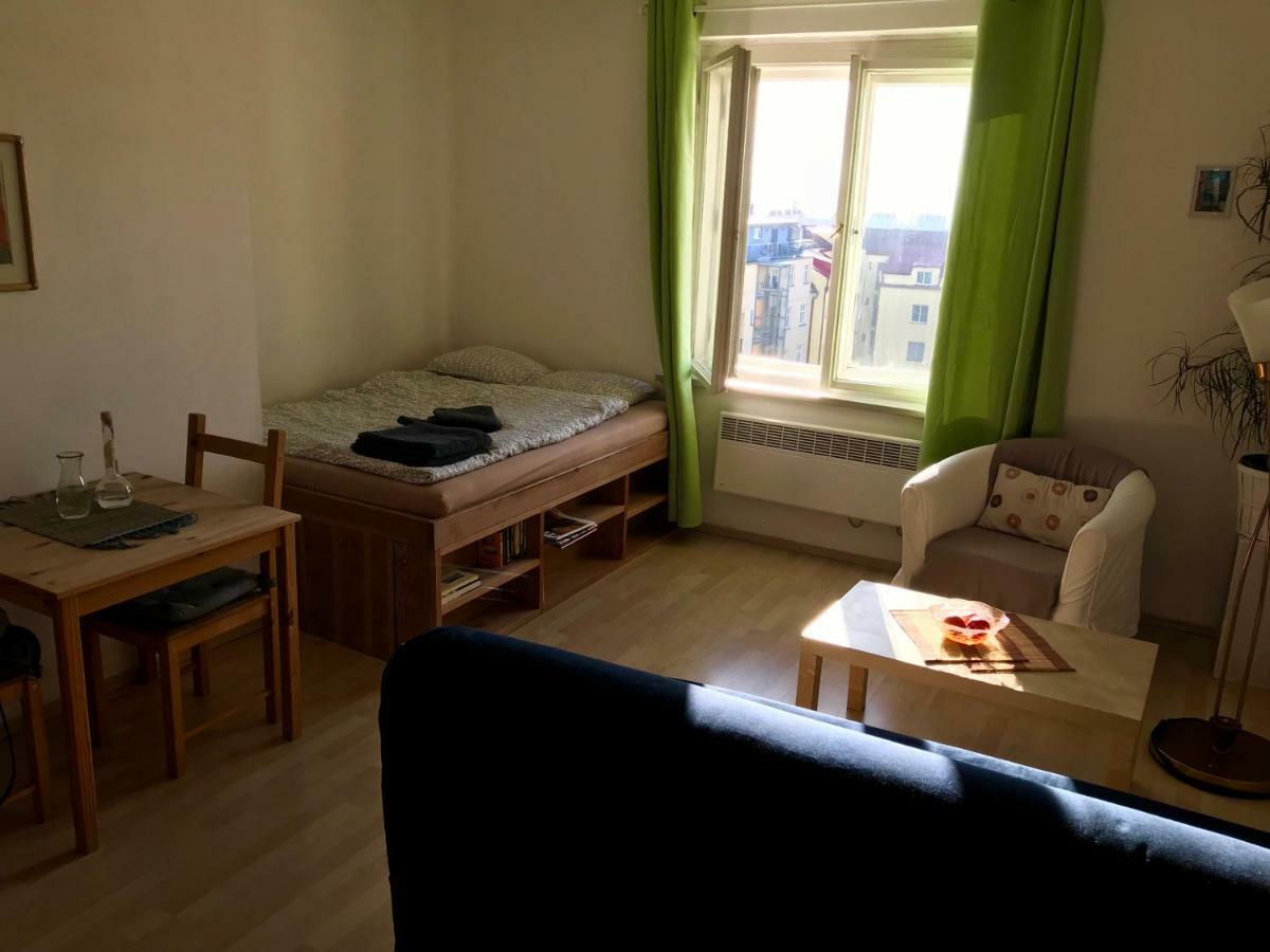 Cosy Flora Nest Prag