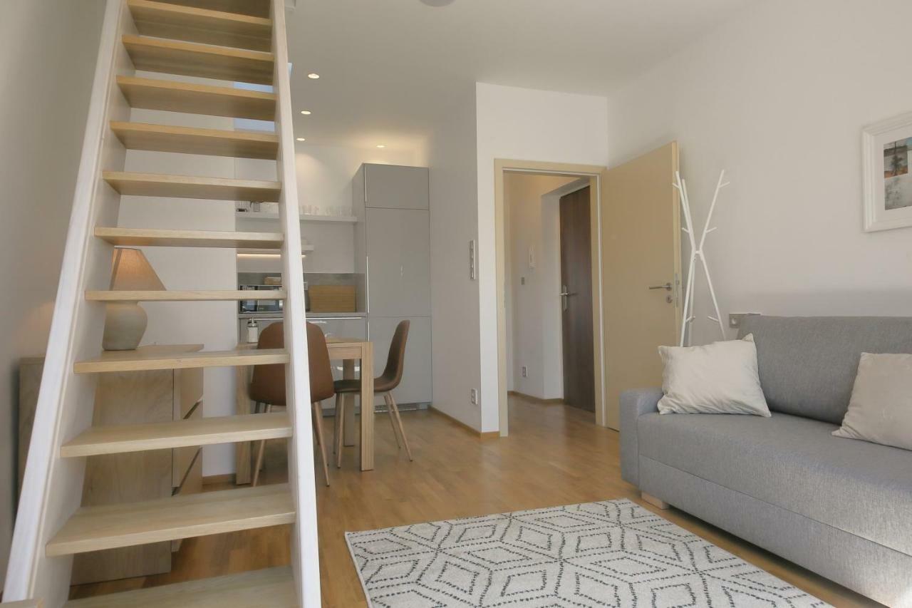 Expat House