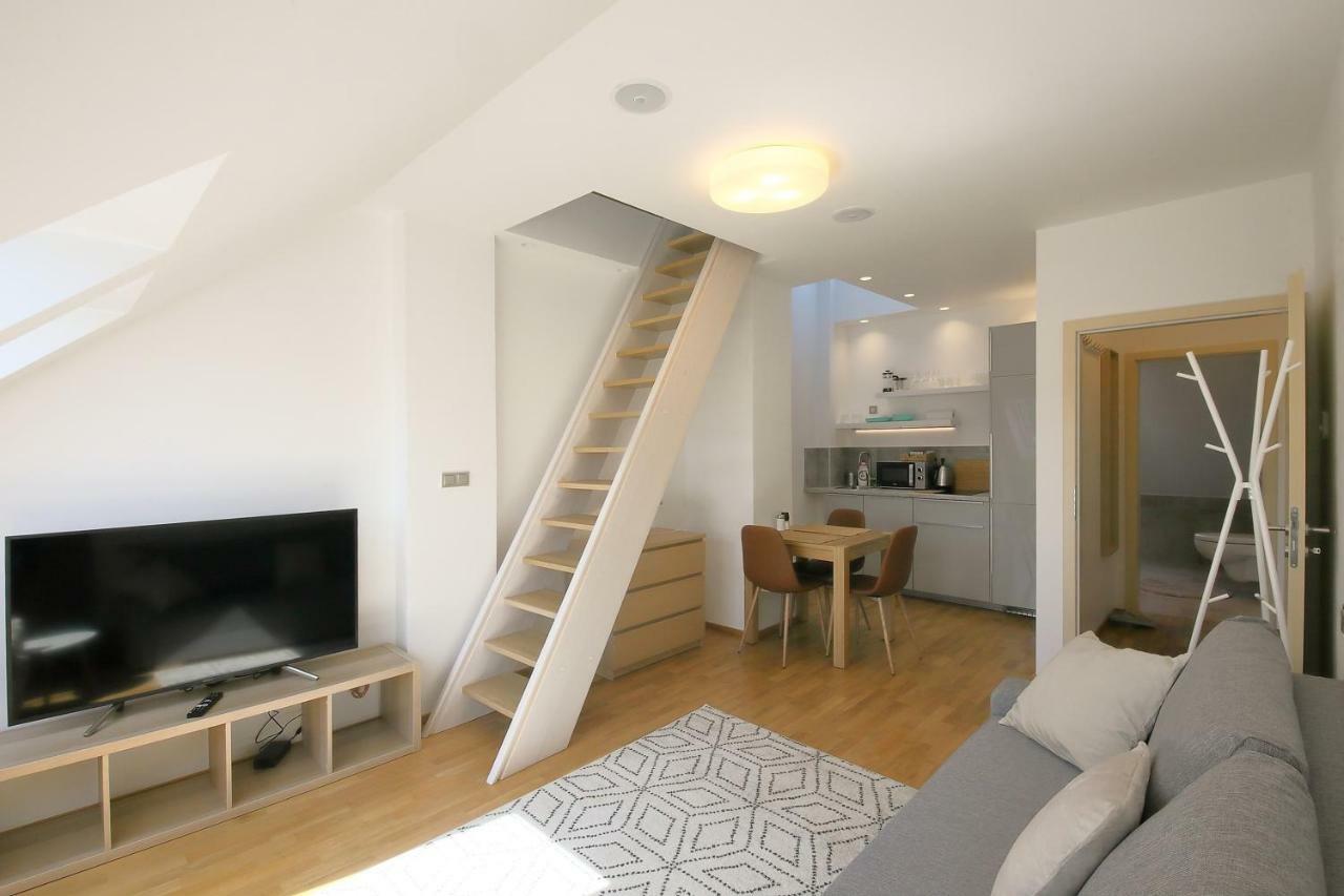 Expat House