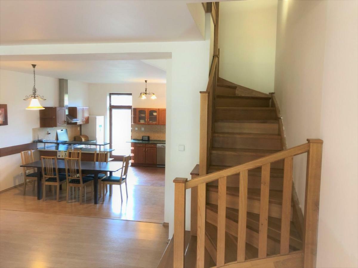 Zahrebska 4* Prague
