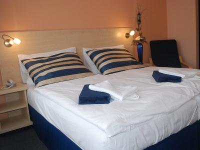 Uno 4* Prag