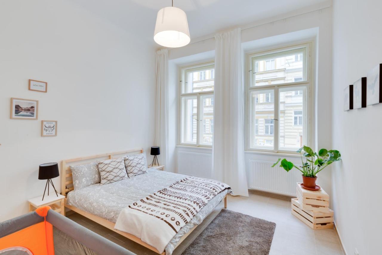 L.i.a S.r.o Aparthotel Prague