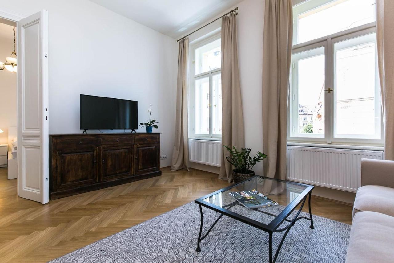 Apartment Salvator Church Great