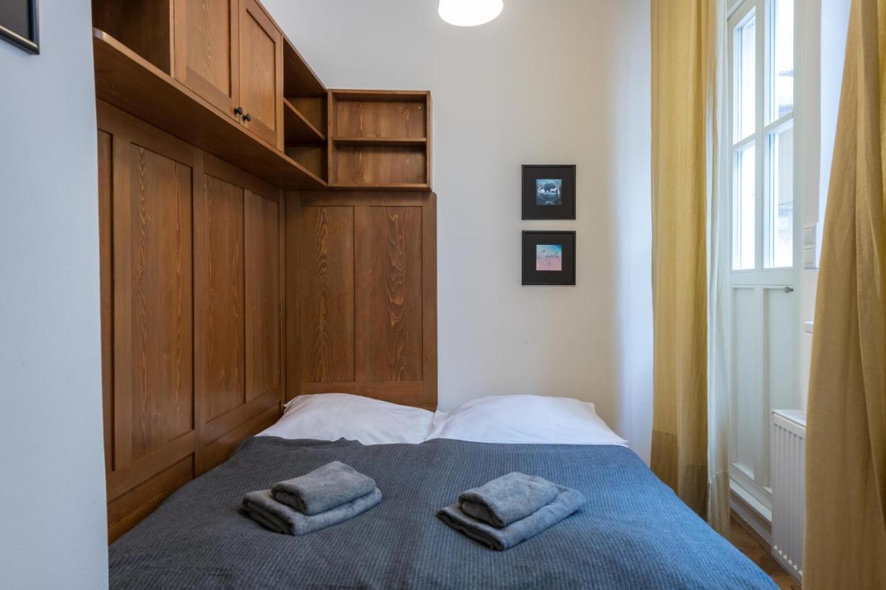 Apartment Carolinum