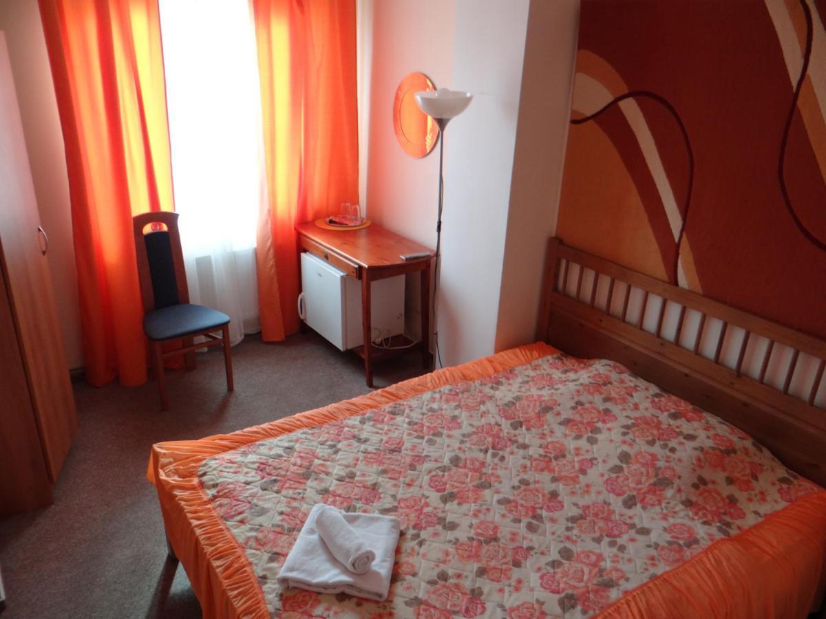Bed & Breakfast Europa 3*