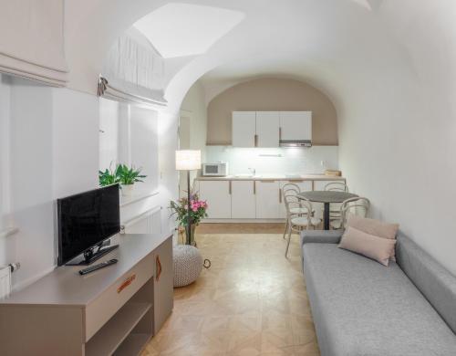 6 Continents By Adrez Apartment *