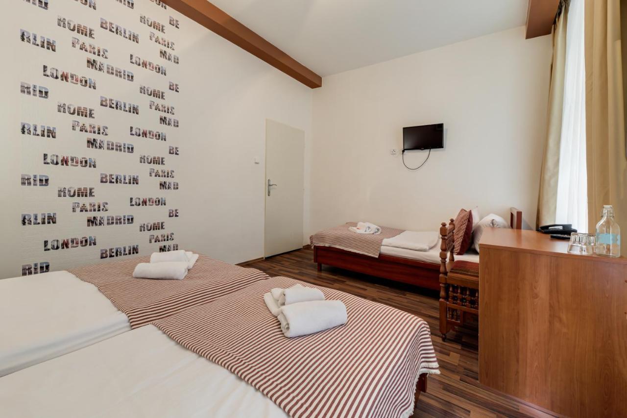 Koruna Hotell 3*