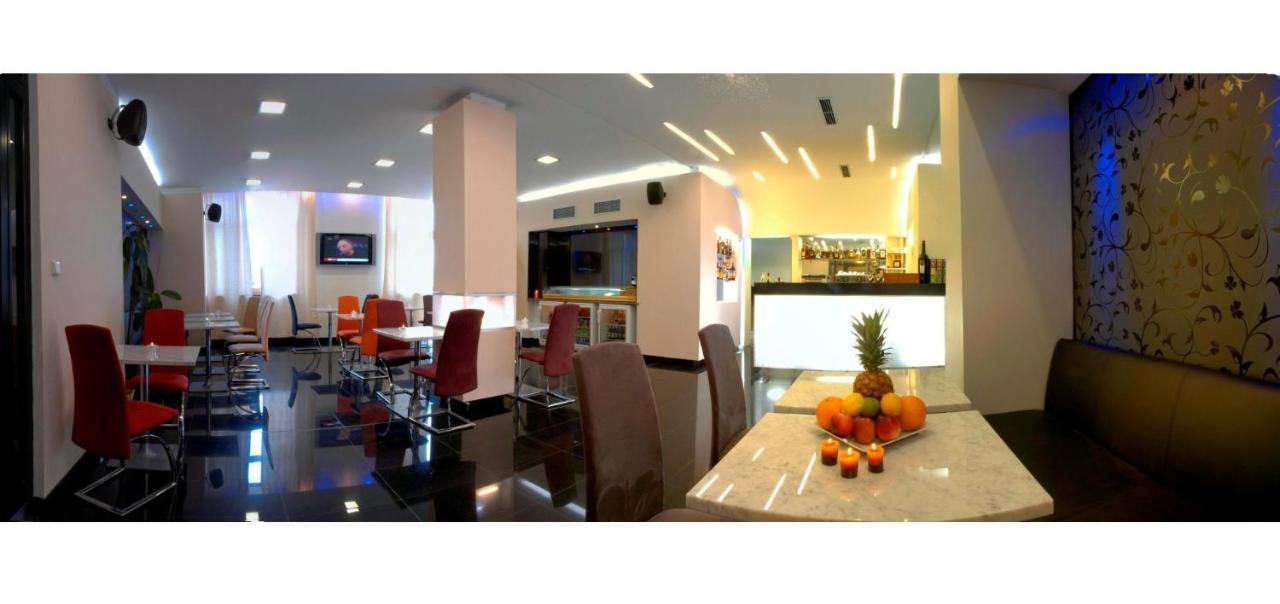 Relax Hotel