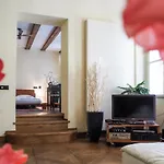 Karlova - Old Town Apartment